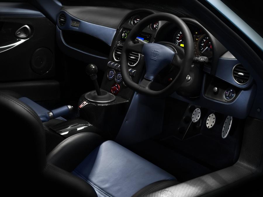 Интерьер Noble M600 2009 года  (фото 4 из 13)